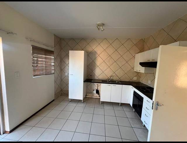 1 BEDROOM PROPERTY TO RENT IN WELTEVREDEN PARK